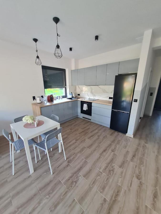 Apartamenty Josef Zbroslawice Exteriör bild