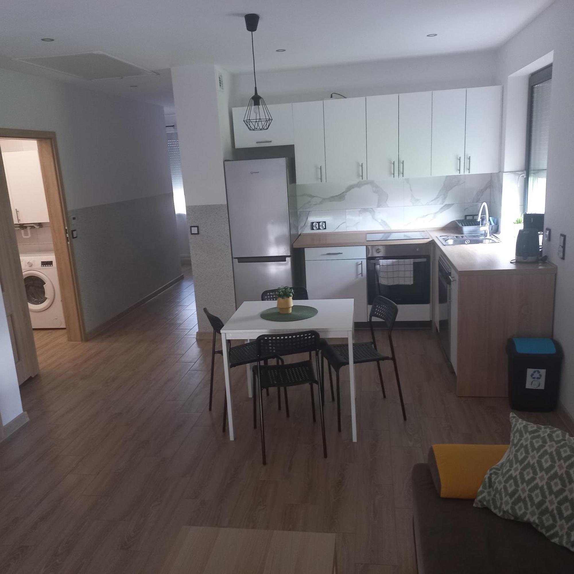 Apartamenty Josef Zbroslawice Exteriör bild